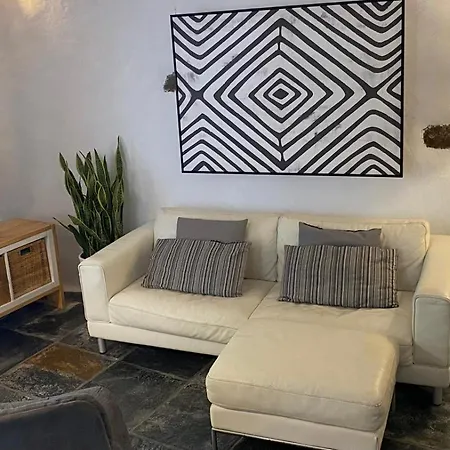 Luana House בית נופש טגיסי