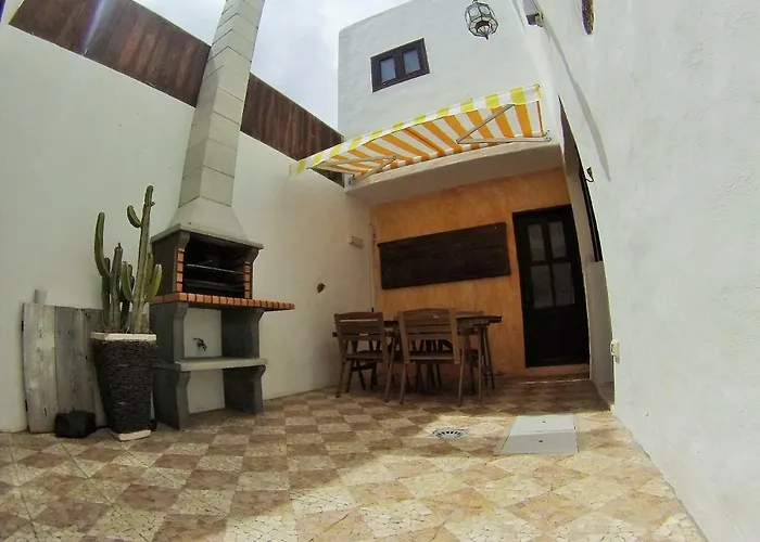 Luana House Holiday home *