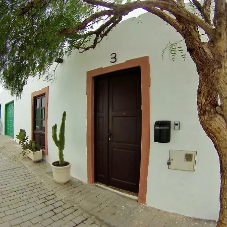 Luana House *